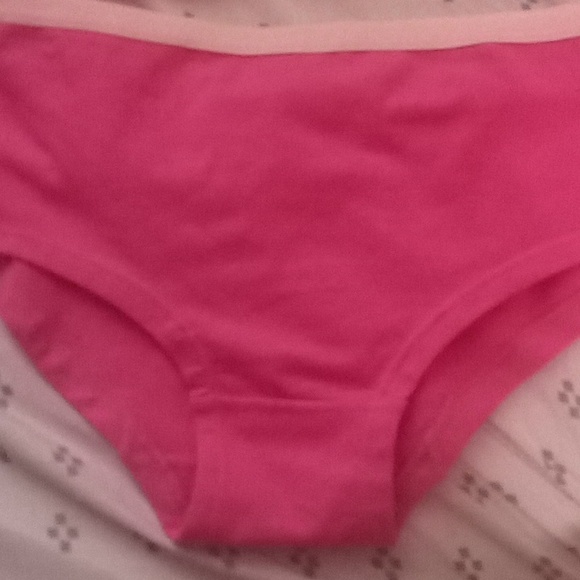 Girls' Sanrio Hello Kitty Crop and girl leg panty set size XL - Picture 8 of 8